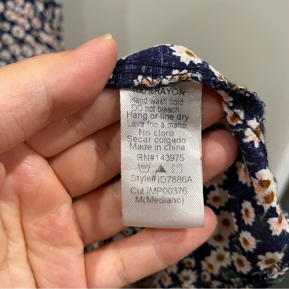 Nectar Clothing Floral Midi Dress Front Slits Blue Medium - Picture 8 of 11